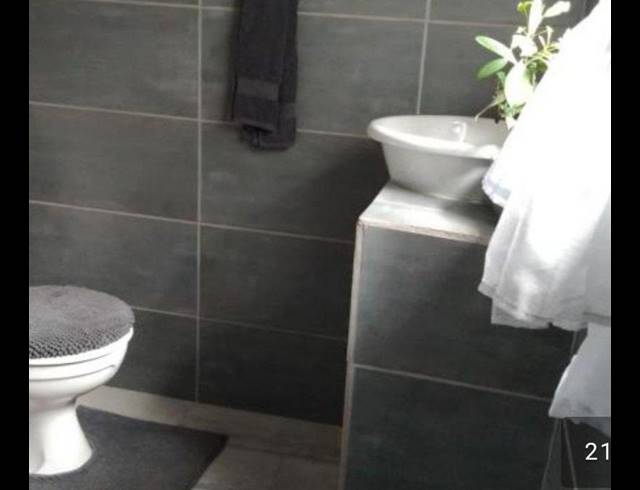 18 BEDROOM HOUSE FOR SALE IN BONAERO PARK EXT